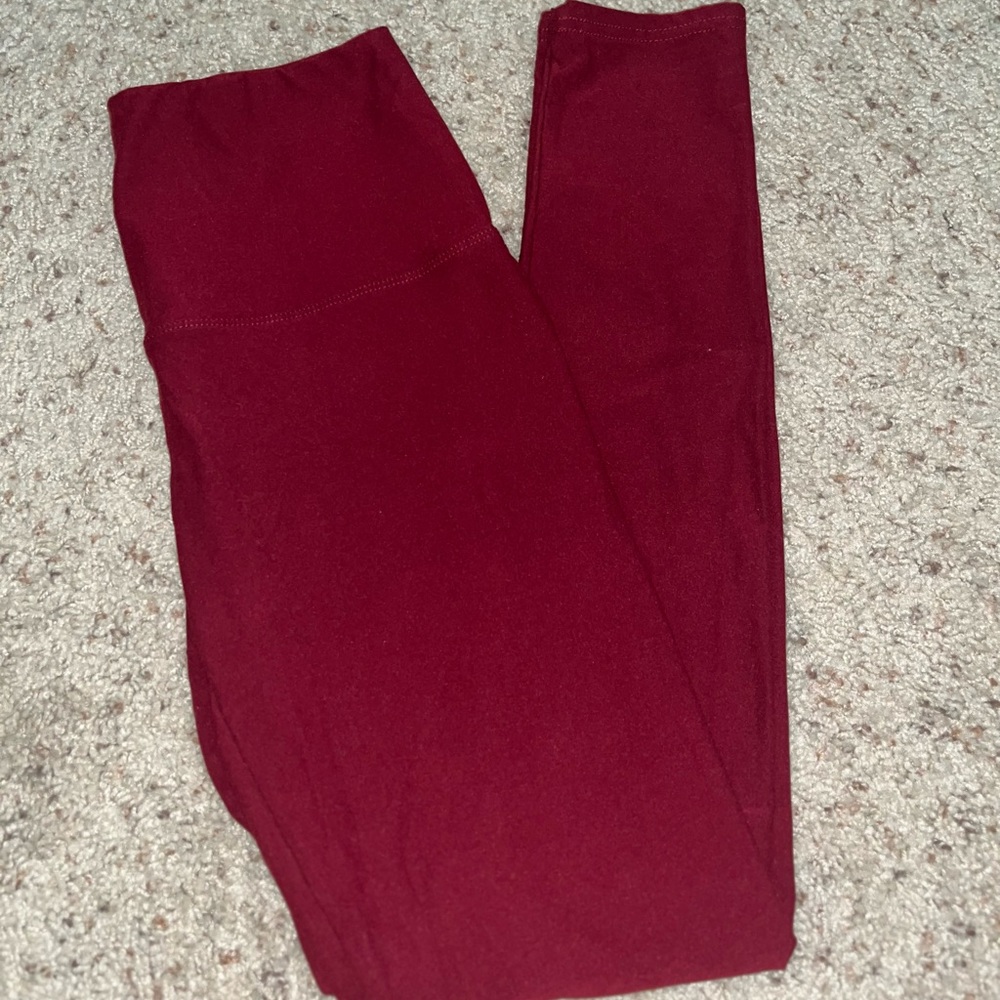 high-waisted leggings